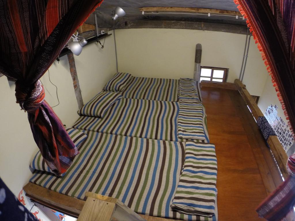 Taitung 2F Hostel חדר תמונה